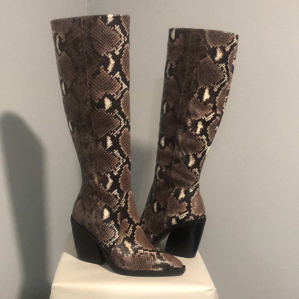 New Vince Camuto Gravana Python Boot - image 4